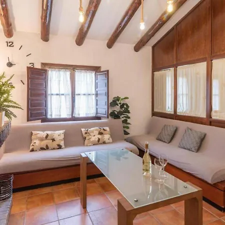 Villa Andrea Comares